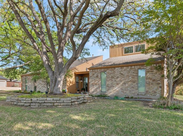 7104 Winedale Dr, Dallas, TX 75231