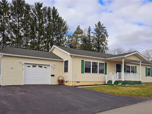 712 3rd Ave, Central City, PA 15926