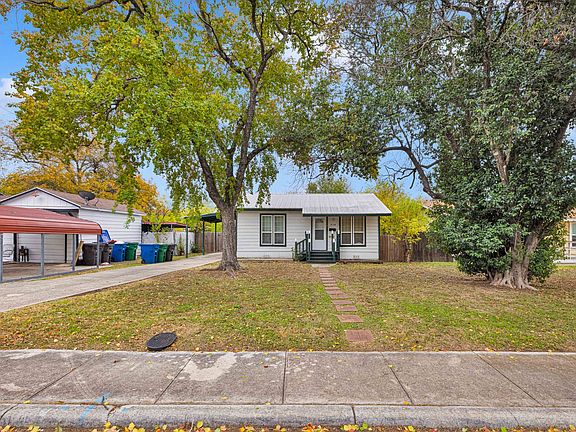 2nd image of 934 W Hermosa Dr