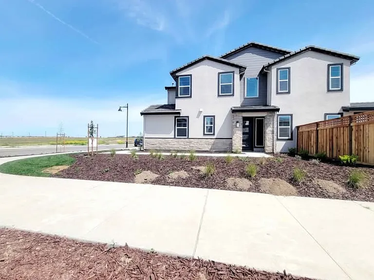 3184 Alverstone Dr — Photo 3