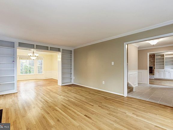 4th image of 20324 Highland Hall Dr