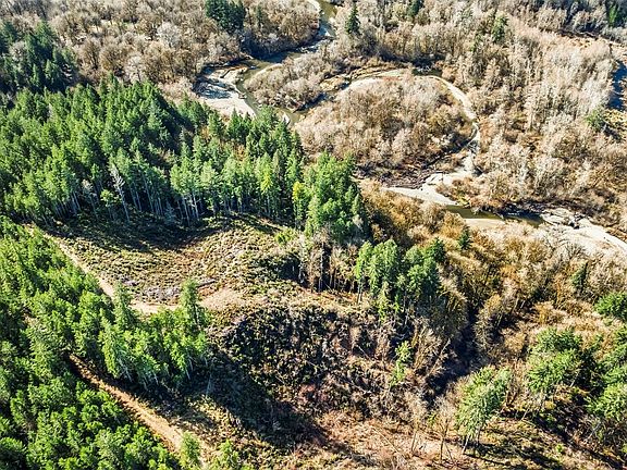 3rd image of 4400 NE Hurd Road