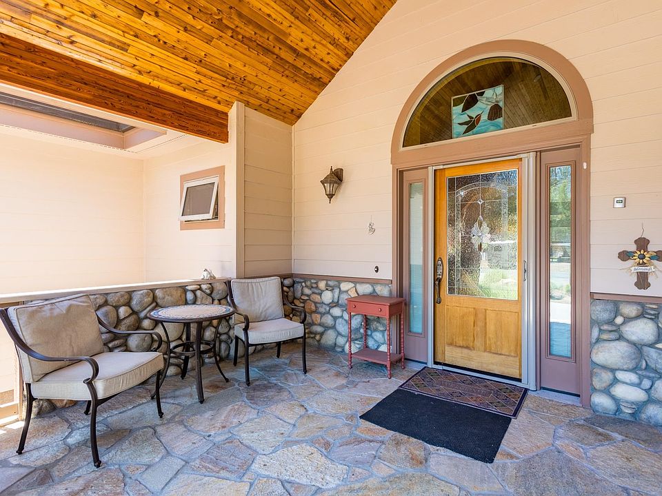 17315 Snead Ct Weed, CA Zillow Apartments for Rent in Weed