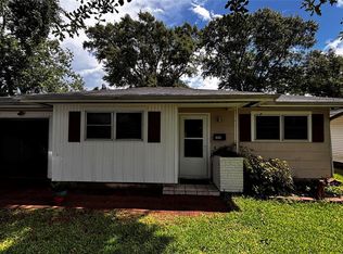 5148 Foster Ave, Groves, TX 77619