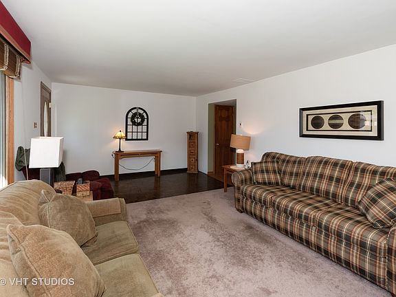 3rd image of 13037 S Buffalo Ave