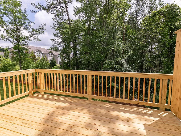 Expansive Balcony
