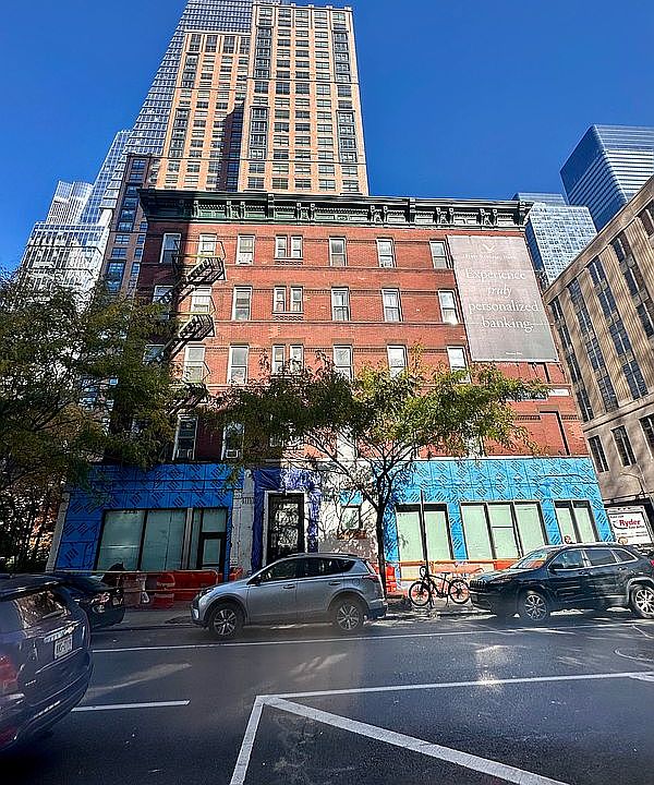 1st image of 501 W 29th St