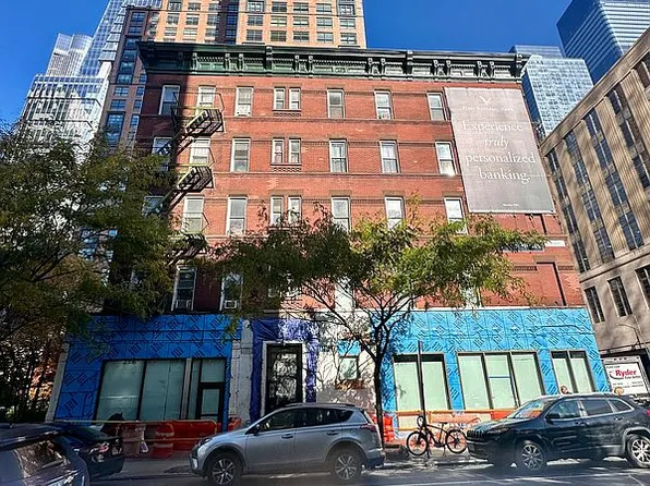 501 W 29th St, New York, NY 10001
