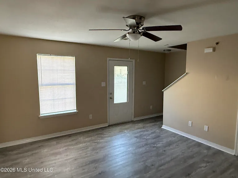 1339 Foxwood Pl — Photo 5