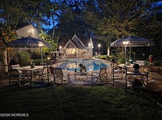523 Pheasant Ln, Toms River, NJ 08753