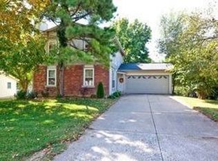 35 Trade Winds Dr, Saint Peters, MO 63376