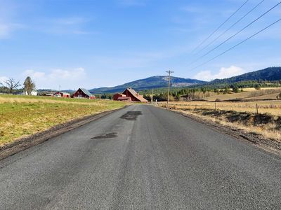 15237 E Belmont Rd, Mica, WA, 99023