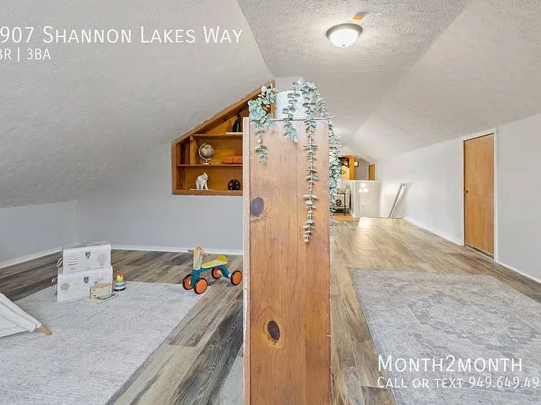 7907 Shannon Lakes Way — Photo 23