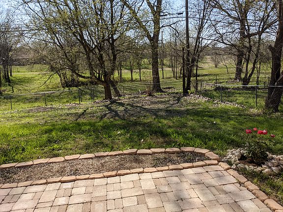2nd image of 2602 Hidden Valley Dr