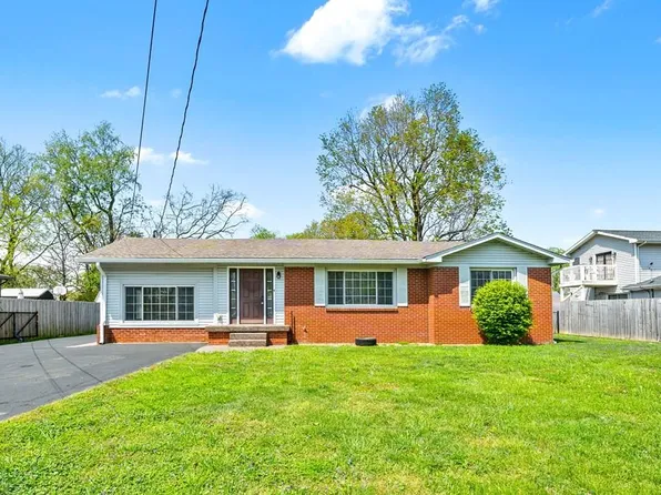 3303 Southgate Dr, Hopkinsville, KY 42240