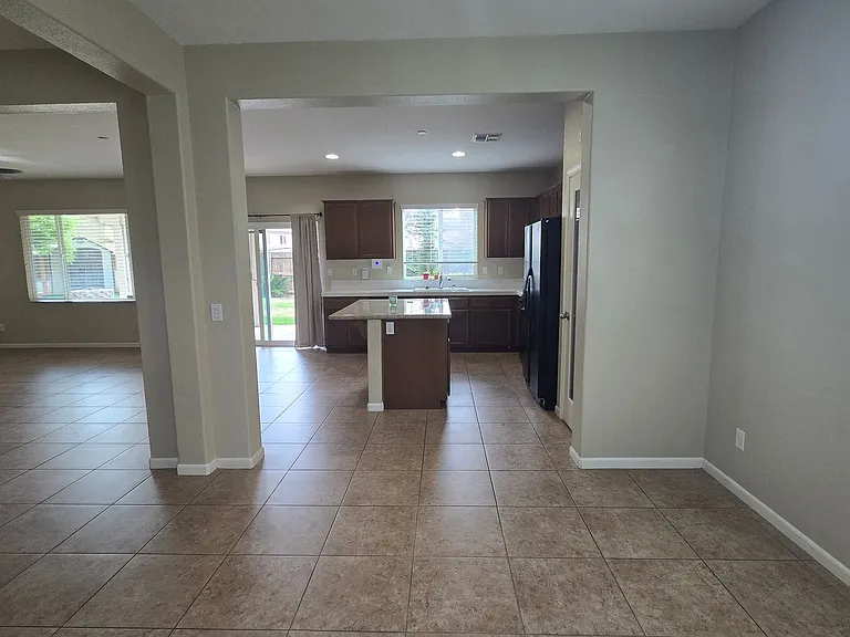 5421 Tejon Ridge Ct — Photo 2