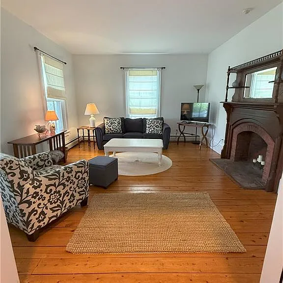 9 Union St #1 — Photo 3