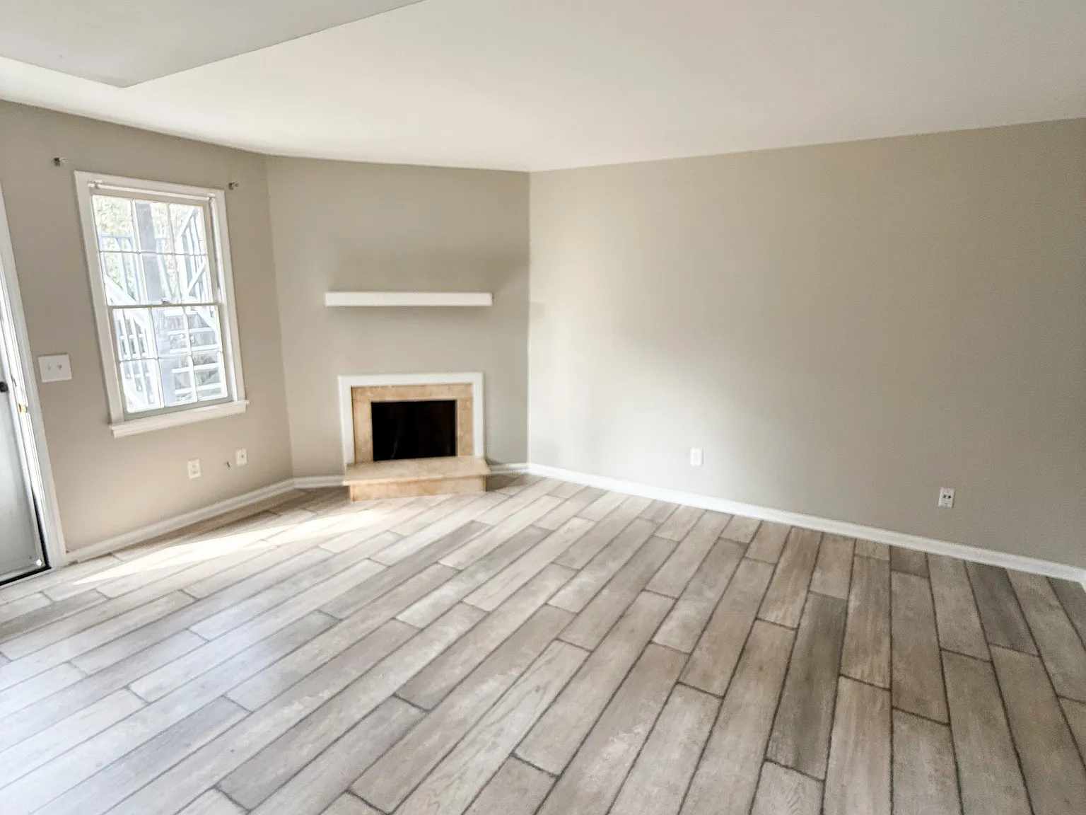 2920 Chatsworth Road - D — Photo 2