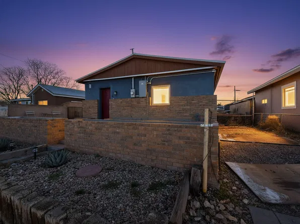 915 22nd St NW, Albuquerque, NM 87104