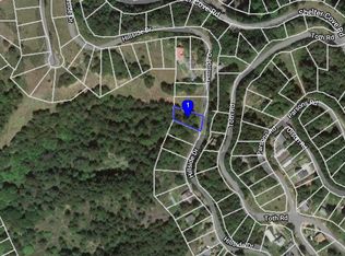 450 Hillside Dr, Whitethorn, CA 95589