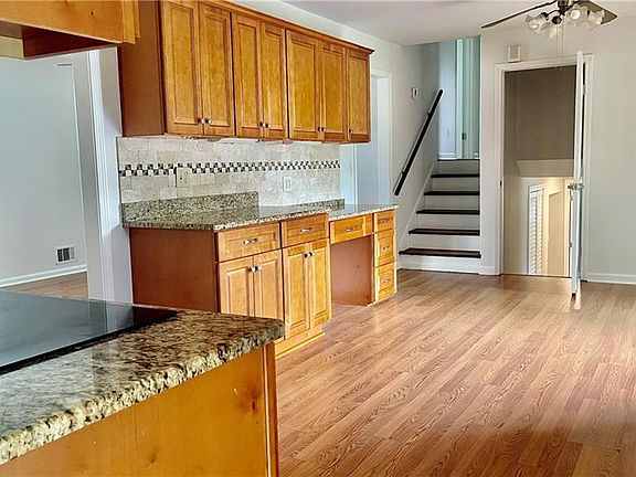 4th image of 886 Killian Hill Rd SW
