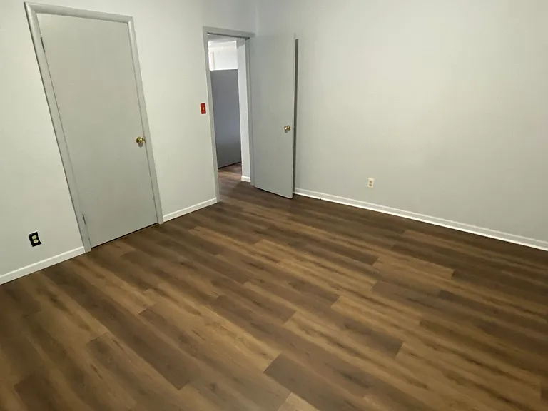 803 Franklin St — Photo 16
