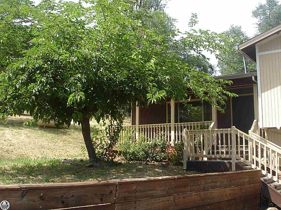 3rd image of 16342 Corte Del Cielo Ct
