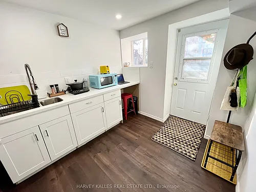 26 Leyton Ave #LOWER Photo 1 26 Leyton Ave #LOWER Photo 1