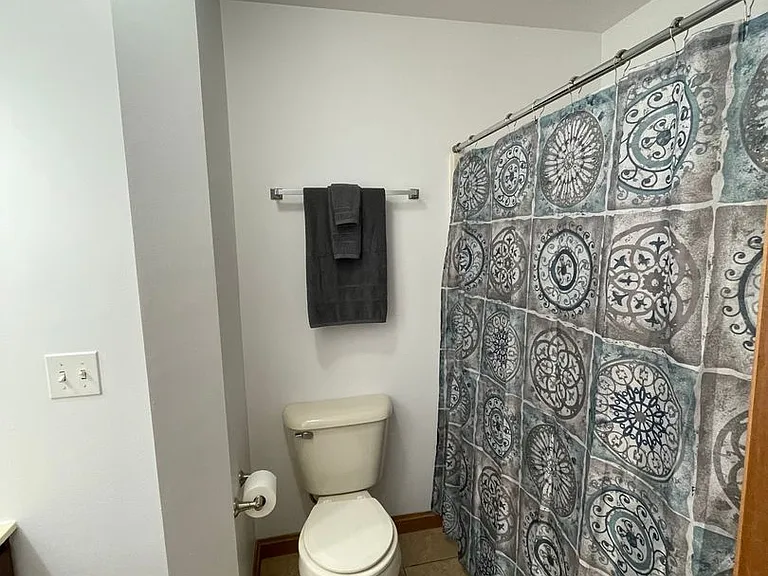 128 Ash St — Photo 11