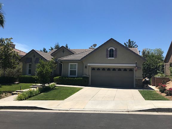 2nd image of 21814 Taylor Ct