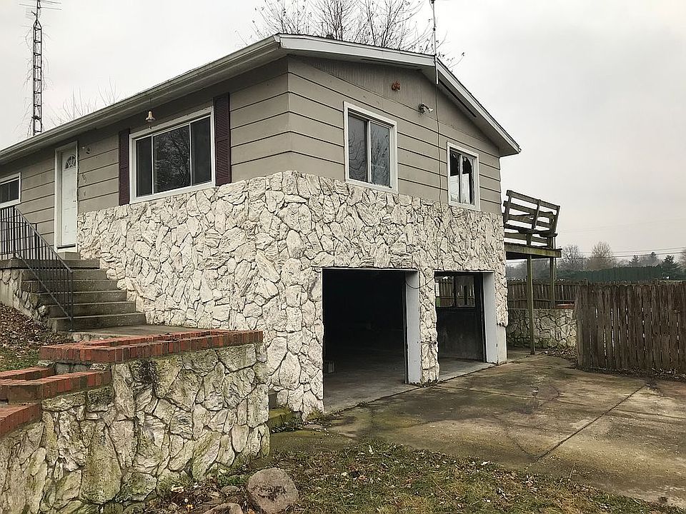 403 School St, Morrisonville, IL 62546 Zillow