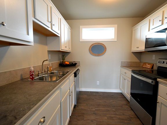 3rd image of 1117 Hawthorne Ave #C