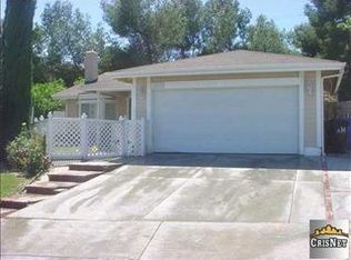 12855 Cape Cottage Ln, Sylmar, CA 91342