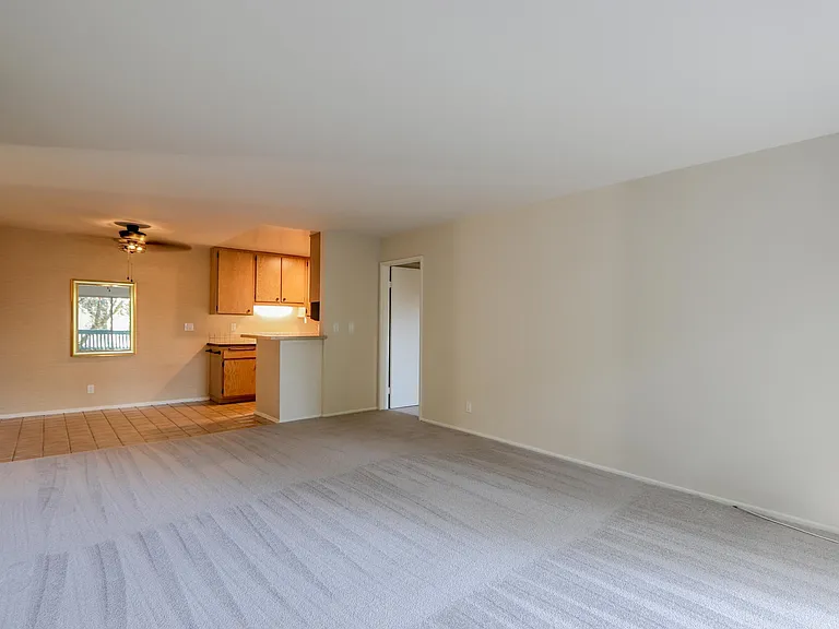 564 N Bellflower Blvd #108 — Photo 9