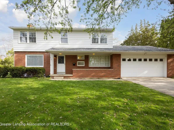 635 Greencroft Ct, Williamston, MI 48895