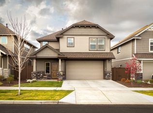3016 NE Flagstone Ave, Bend, OR 97701