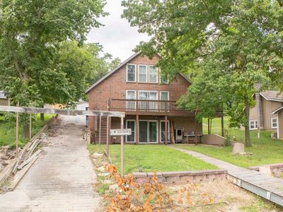 28296 Marys Ln, Warsaw, MO, 65355