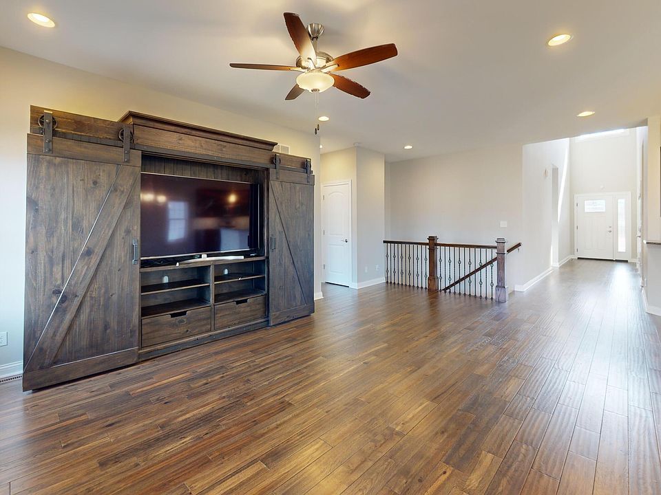 IENA【JHONSTONS 】knitstole130＊35 14664 Greystone Dr, Dyer, IN 46311 | Zillow
