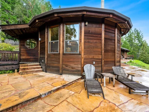 9601 Ravens Pike Road, Boonville, CA 95415