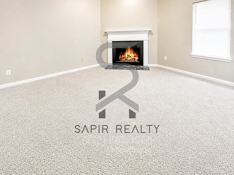5042 Cottage Grove Pl — Photo 3