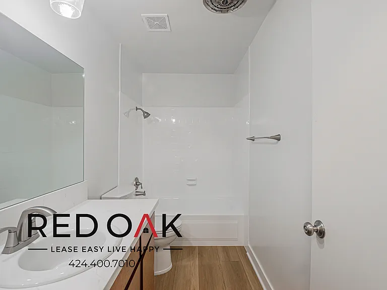 411 E Bay State St — Photo 47