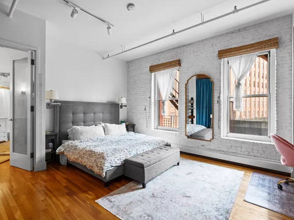 165 Duane Street image 17 of 29