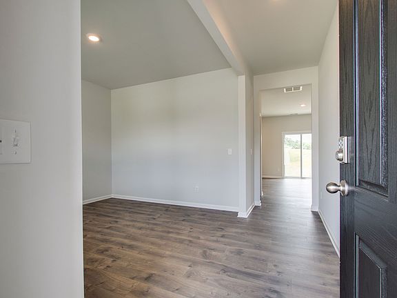2nd image of 5427 Mason Way