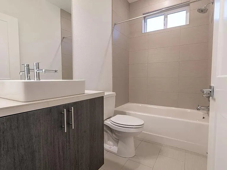 1270 N Wygant St #2 — Photo 23