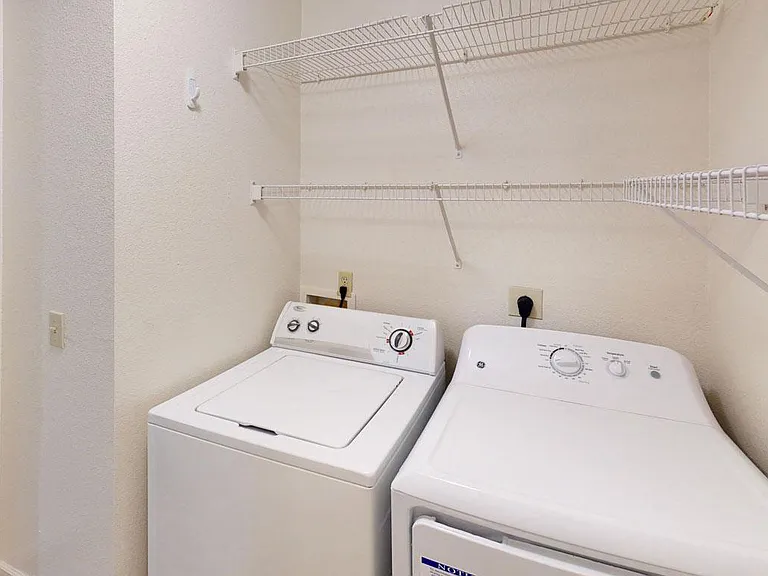 Tracy Creek Apartment Homes — Photo 67