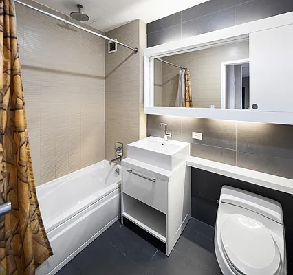 Sold by PAIP | media 6