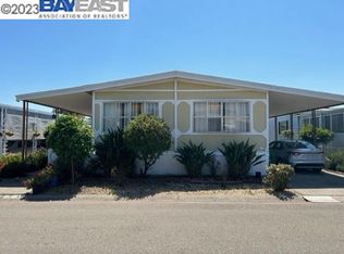 29181 De La Cruz Rd, Hayward, CA 94544