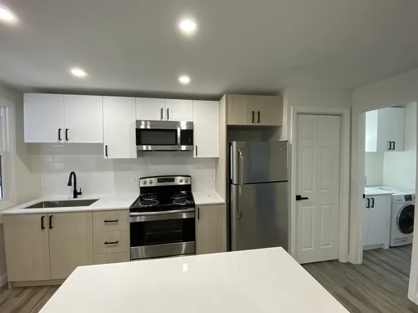324 Vidal St S #4, Sarnia, ON N7T 2T9