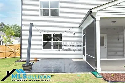 8400 Jordan Meadow Dr — Photo 32