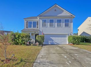 8221 Pickop Miles Ct, North Charleston, SC 29406